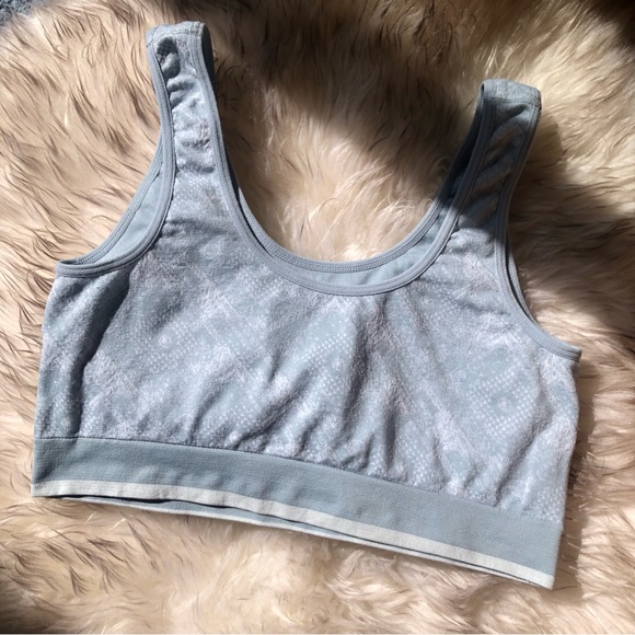 SPORTS BRA - Picture 4 of 11